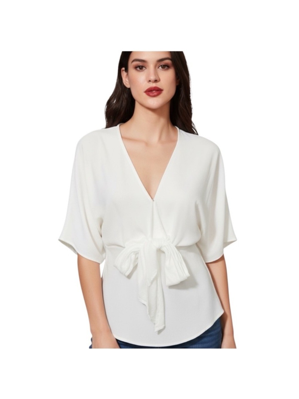 YFB Young Fabulous & Broke White Tie Front V Neck Cropped Blouse Size Medium